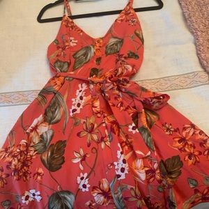 Beautiful Multi color floral Lulu’s mini dress!